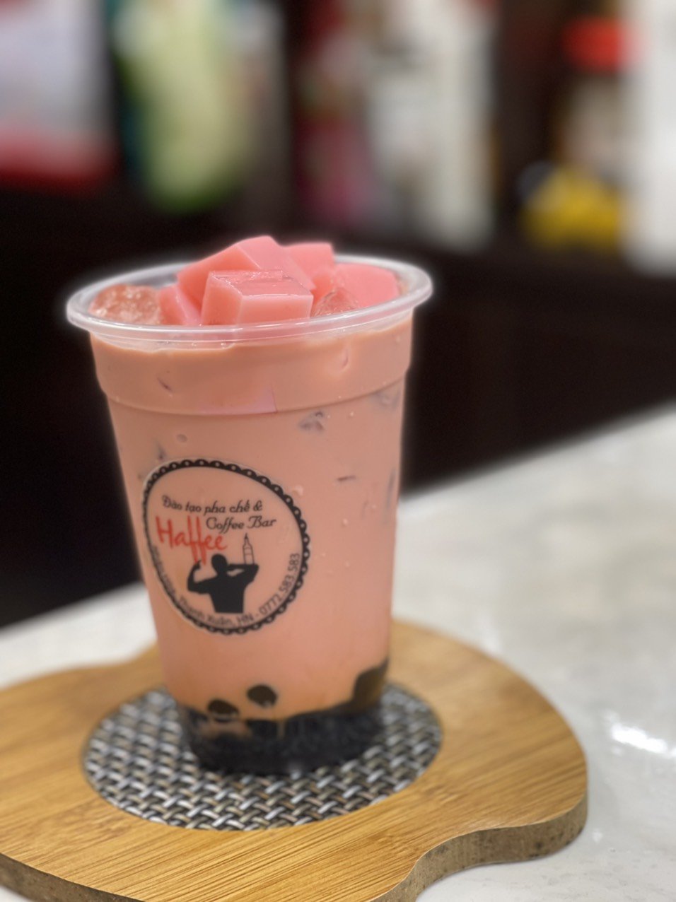 Trà sữa dâu tây ngọt ngào cho quán cafe