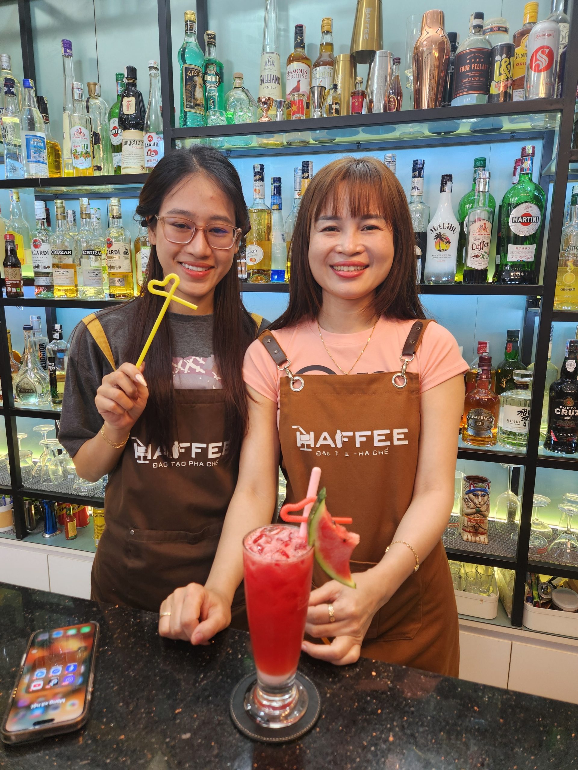 Nước ép dưa hấu tươi mát, giúp giữ dáng và làm đẹp da, pha chế tại Haffee.