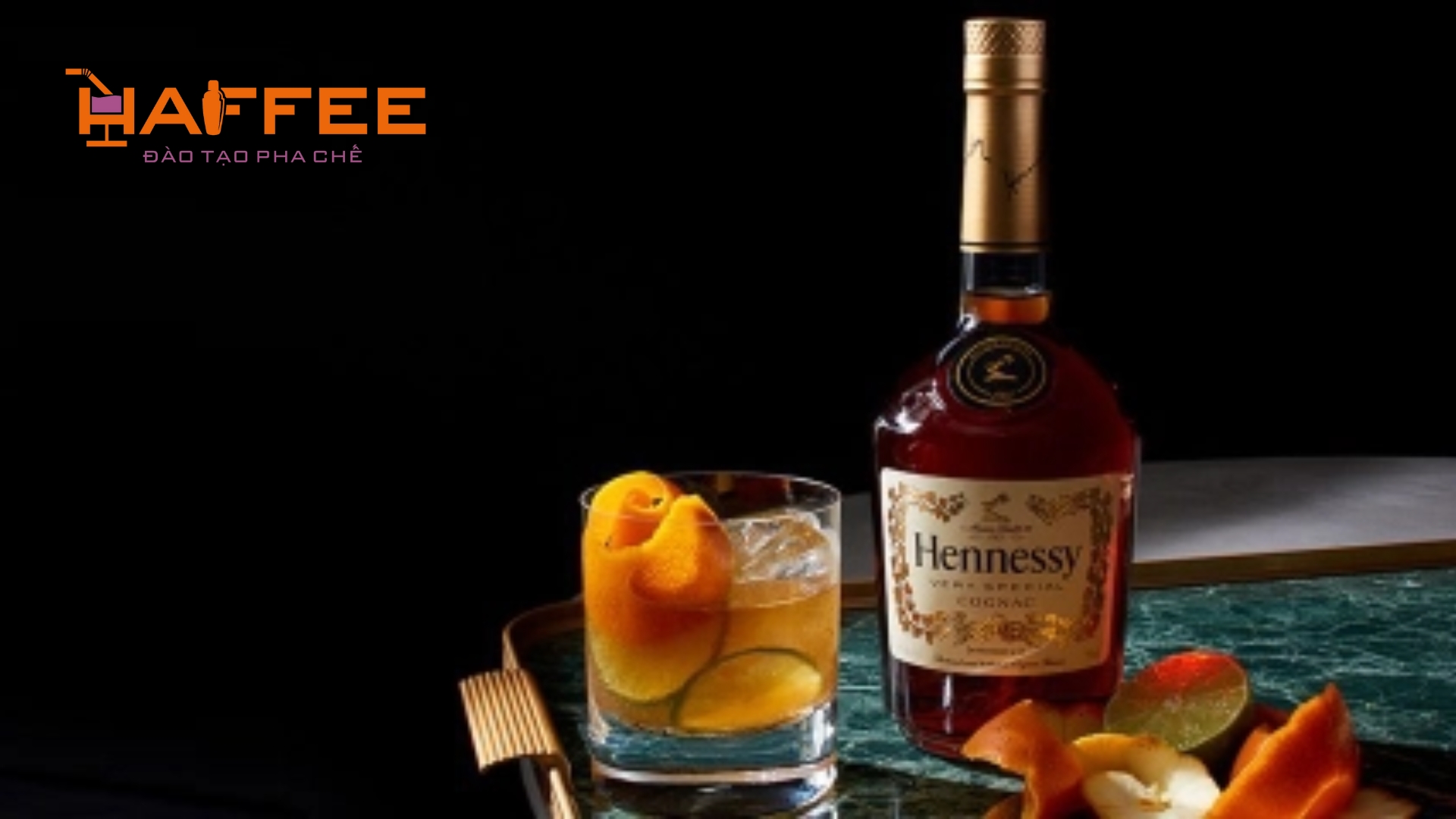 Brandy - Dòng rượu mạnh được ưa chuộng khi pha chế các loại cocktail với sự sáng tạo đầy độc đáo