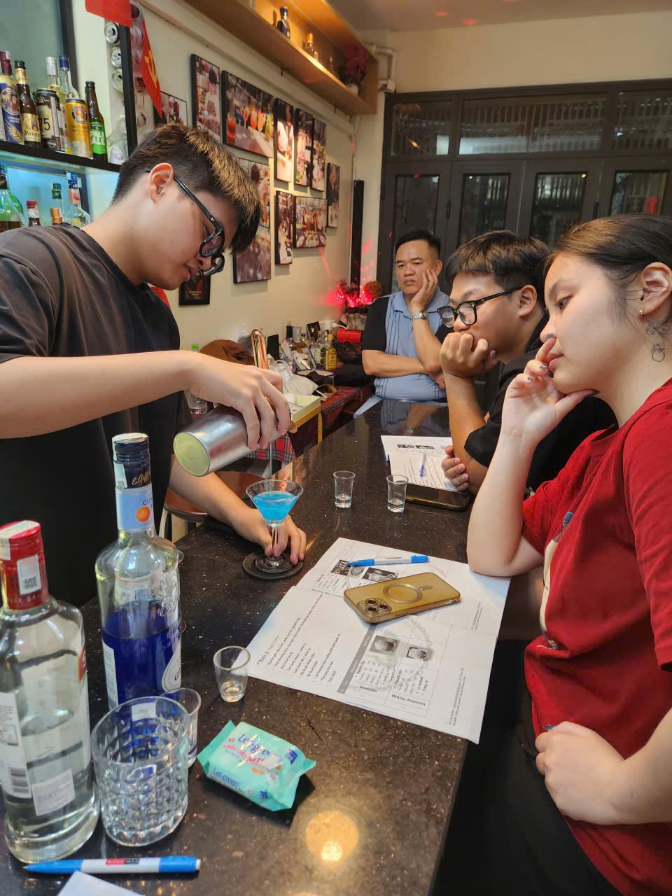 khoa hoc Bartender quoc te canada