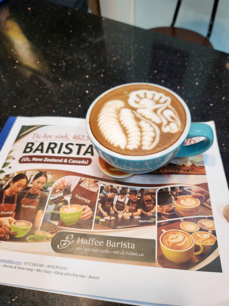 Haffee – Khóa Barista chuẩn quốc tế, làm chủ cà phê máy và nghệ thuật latte art.